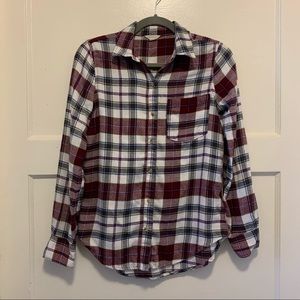 Aeropostale Women’s Red Plaid Soft Flannel | Small